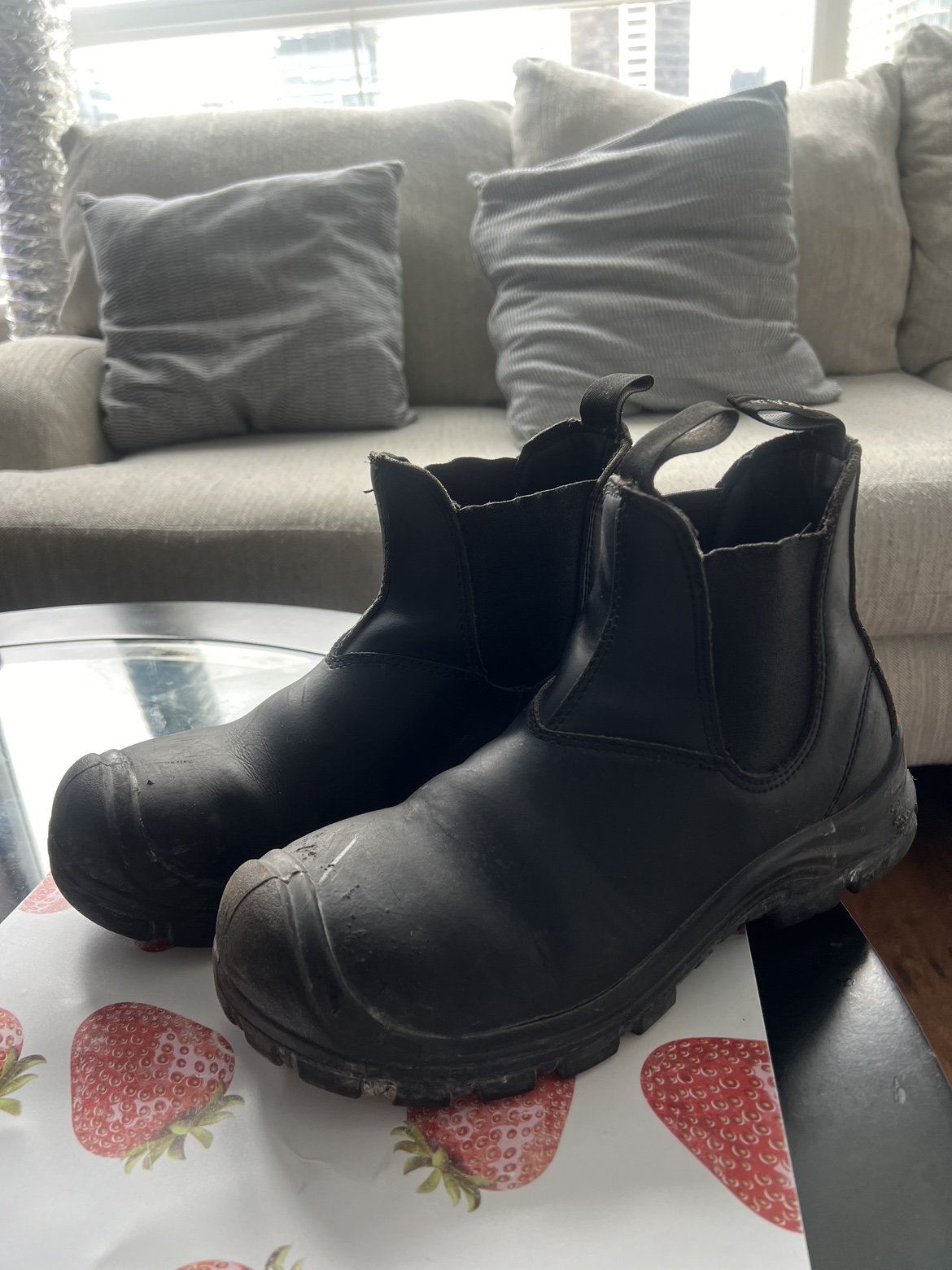 Like a new size 8.9