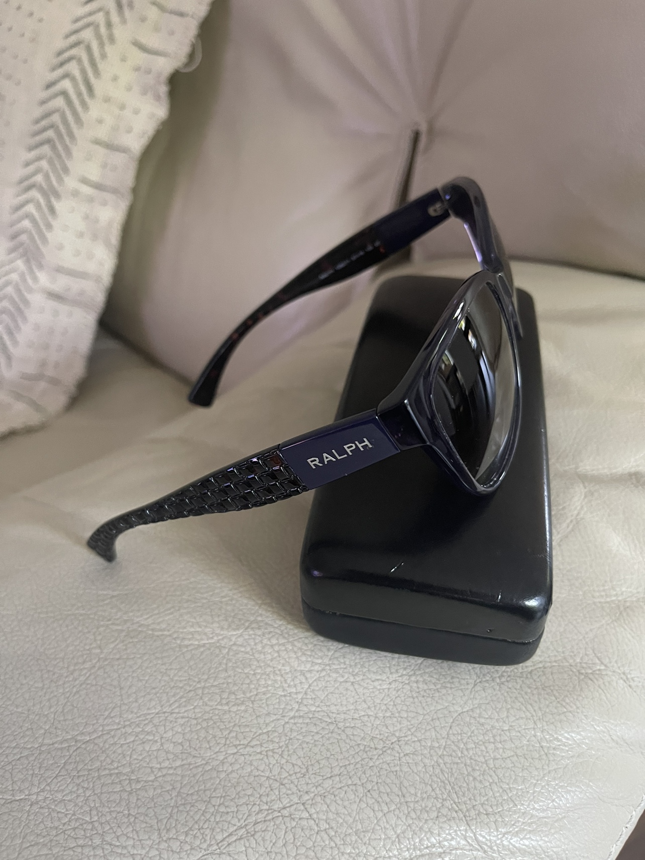 Sunglasses - photo 3