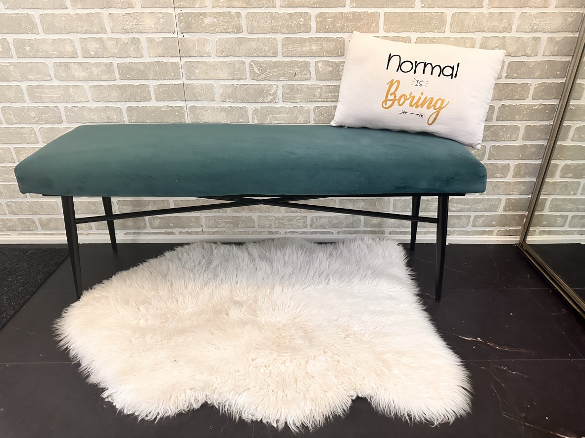 Entry bench / Dining bench