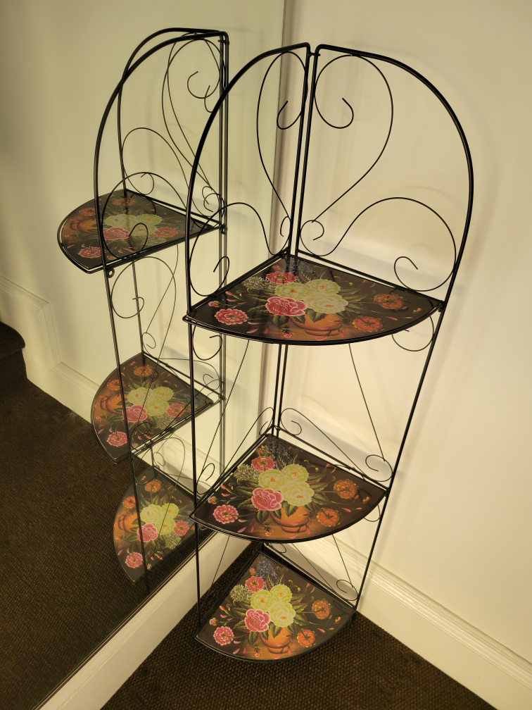 folding corner shelf!