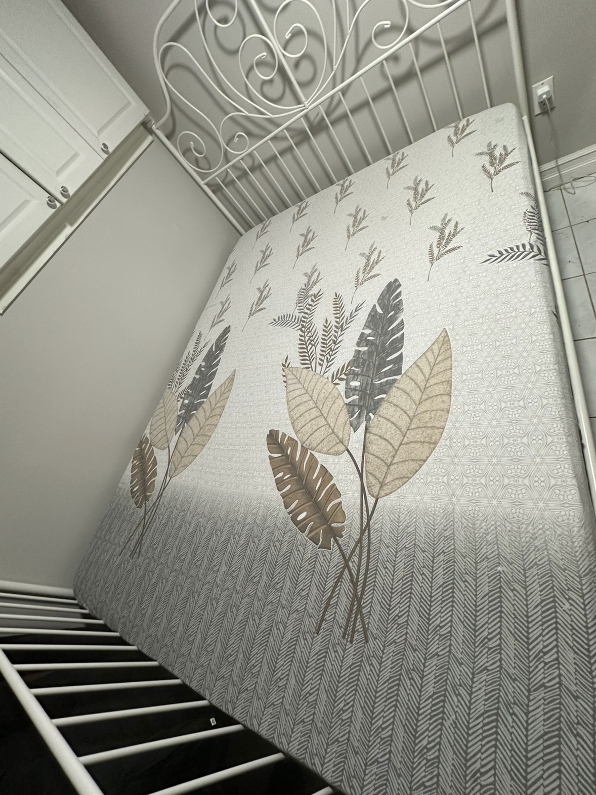 Queen size ikea bed frame with 8” euphoria mattress. - photo 2