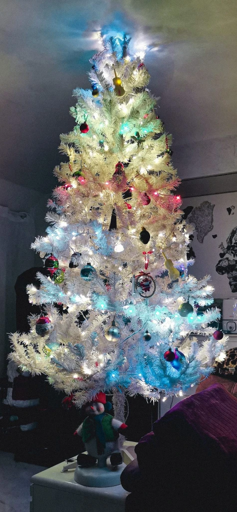 Christmas tree #freecycle thumbnail