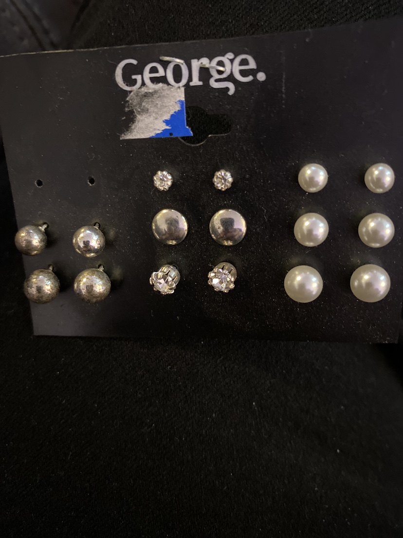 13 pairs of earrings - photo 2