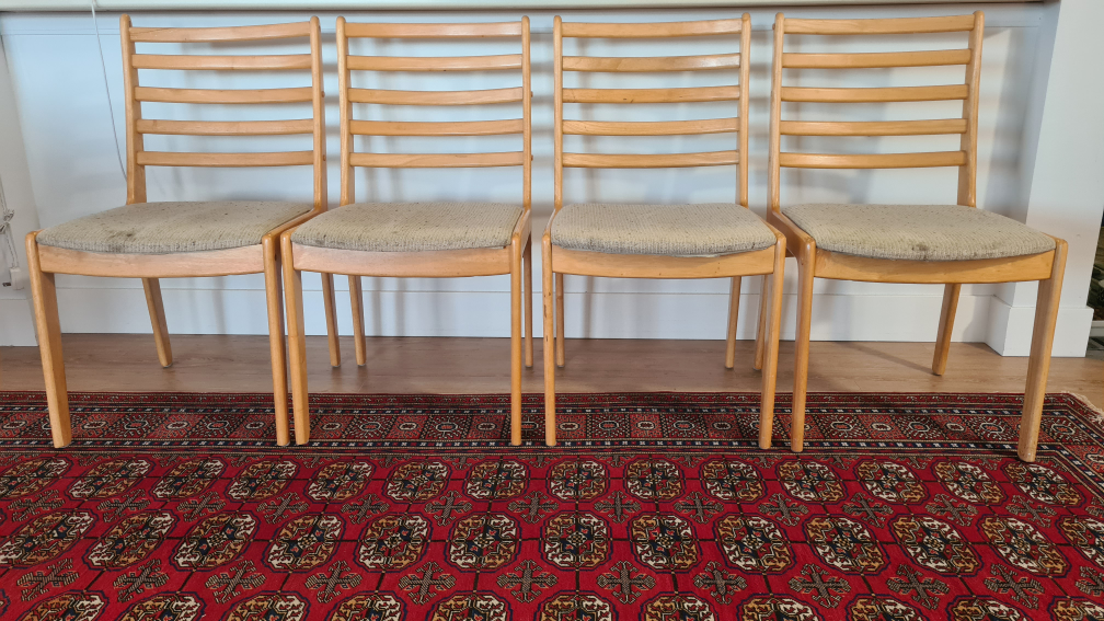 4 dining room chairs