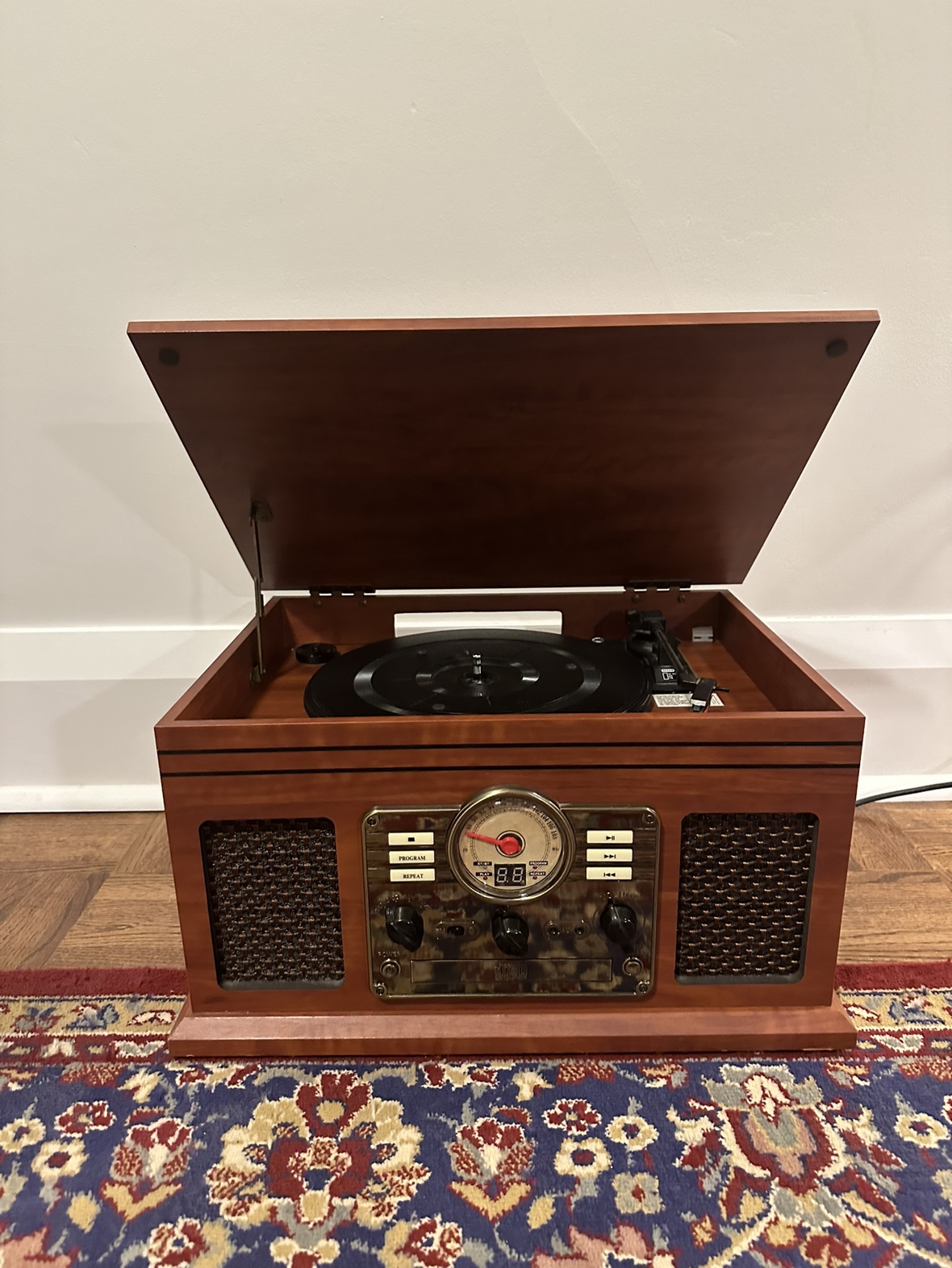 CD & Record Player thumbnail
