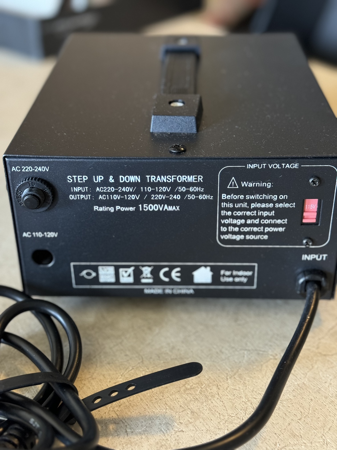 ELC T Series 1500+ Watt Voltage Converter Transformer 110v-220v - photo 2