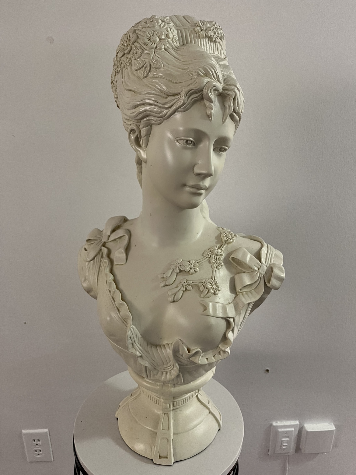 sculpture for sale thumbnail