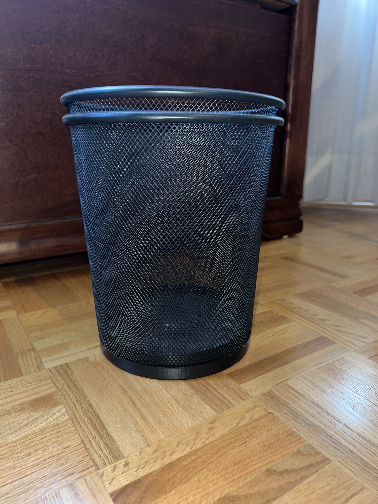Garbage bin - photo 3