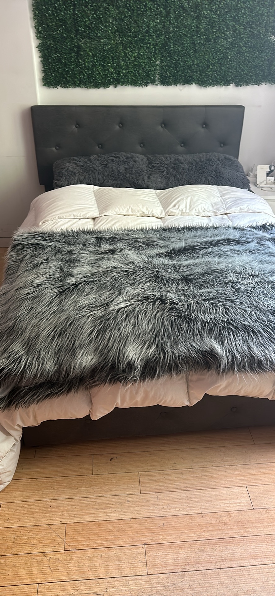 Queen Bed With Headboard And Storage (mattress Free) - photo 3