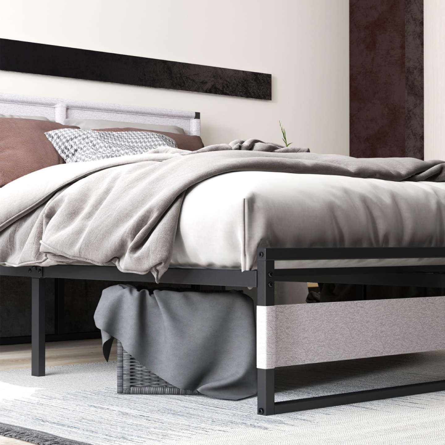 Queen Size Bed Frame, Moving sale - photo 5