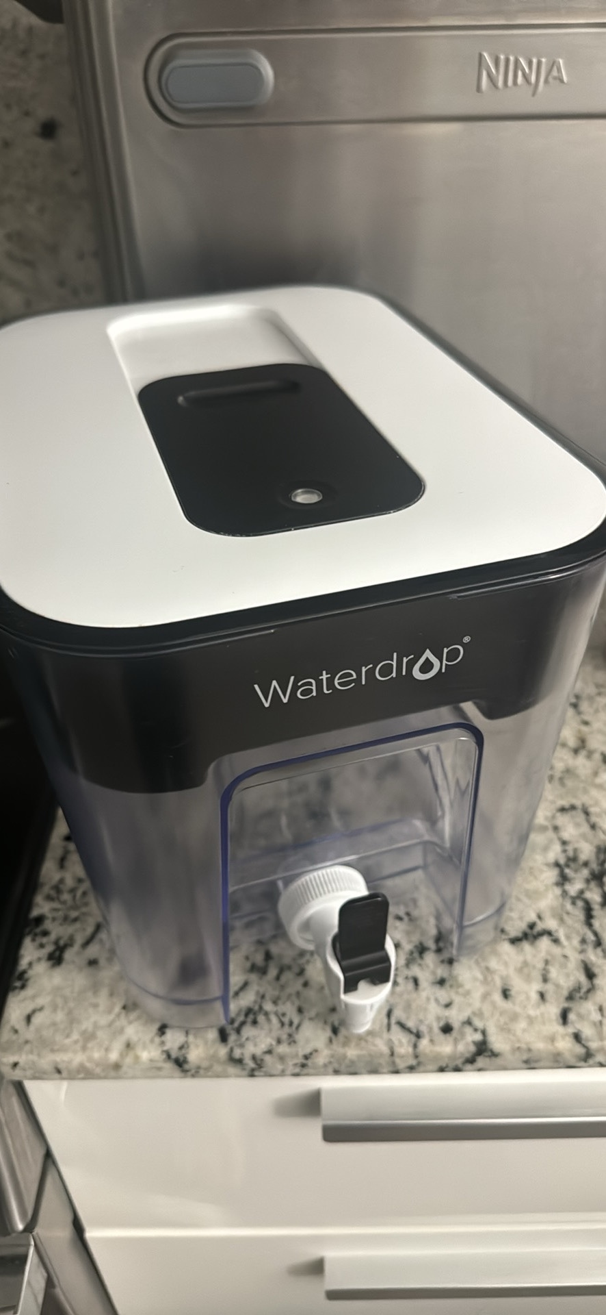 Waterdrop Dispenser with 1 Filter