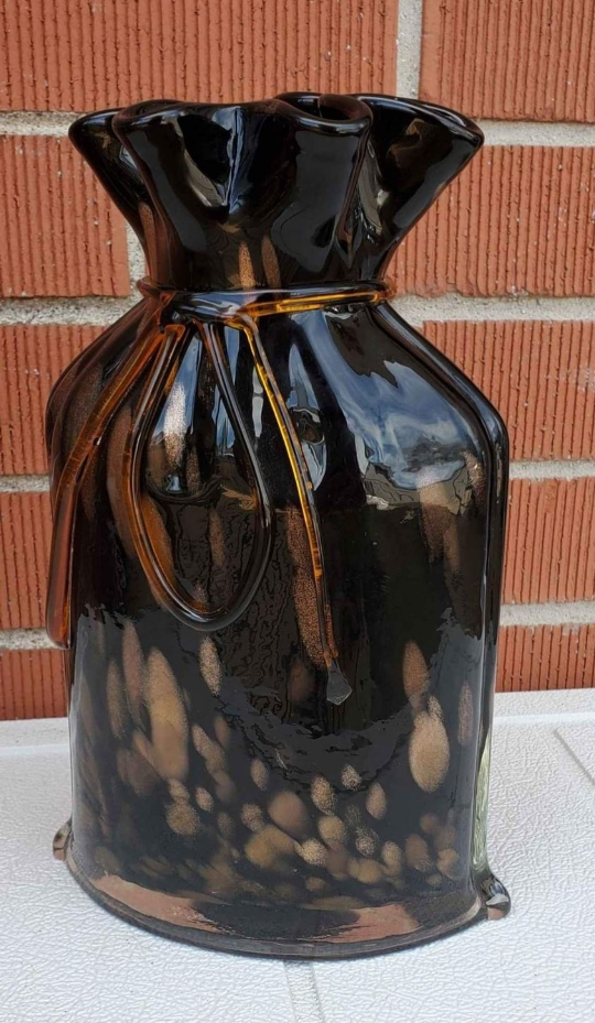 Vase likely Italian Vincenzo Nason vintage 10"