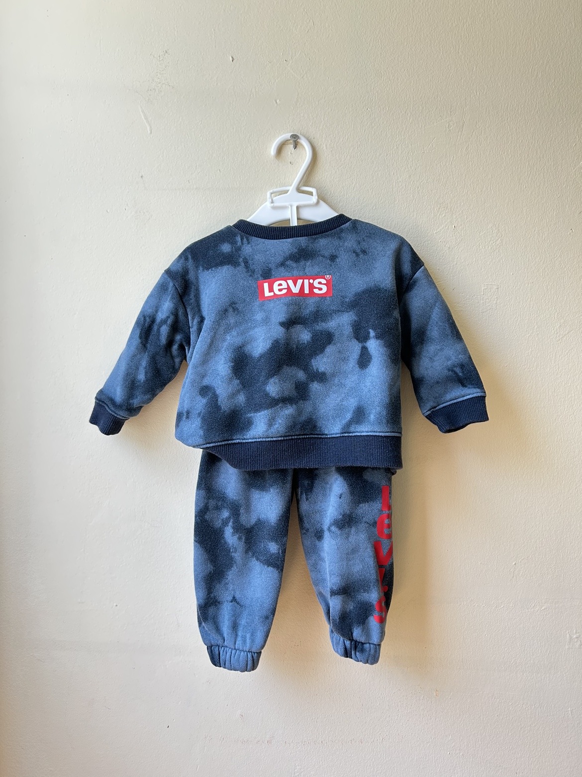 Levis Outfit (12-18m) thumbnail
