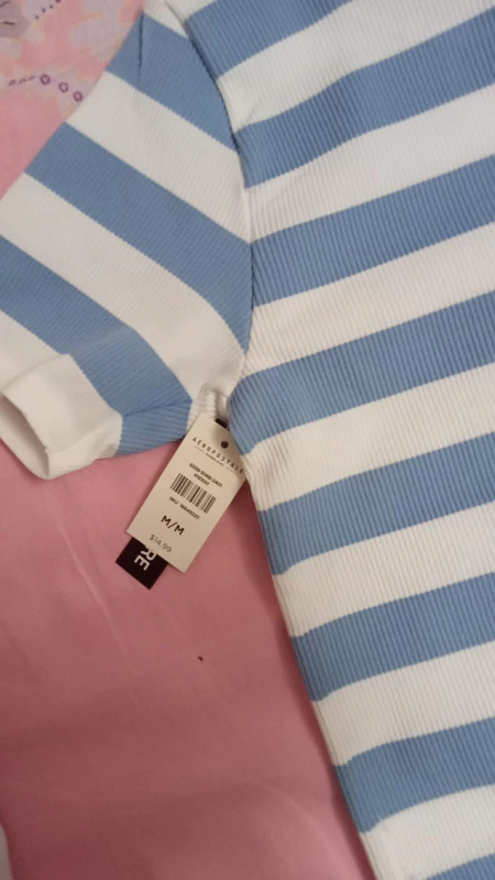 Cropped blue and white T-shirt - photo 4