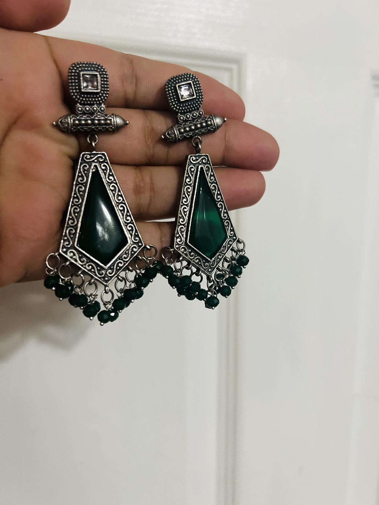 Earrings thumbnail