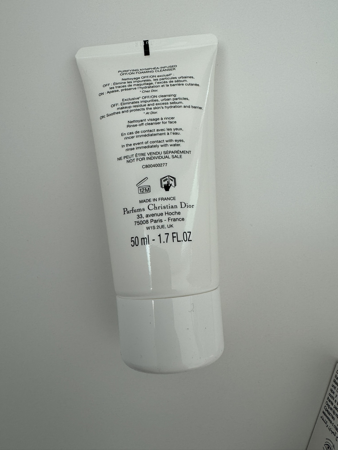 Dior Cleanser Kit With Drawstring Pouch image indicator(8)