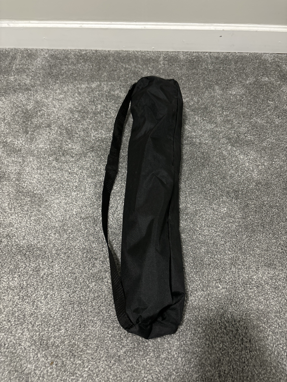 Insignia NS-TRP58 Tripod - photo 2