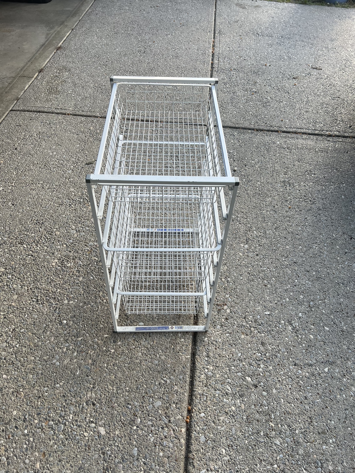 Metal shelving unit thumbnail