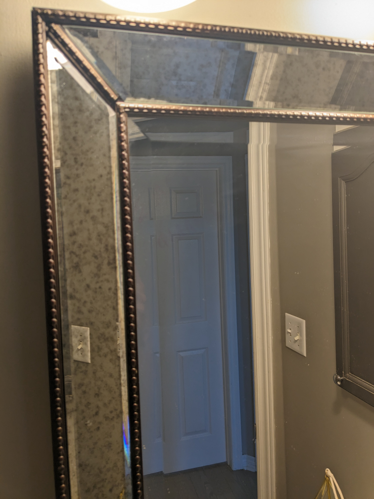 beautiful mirror 32 inch by 26 inch #freecycle image indicator(3)