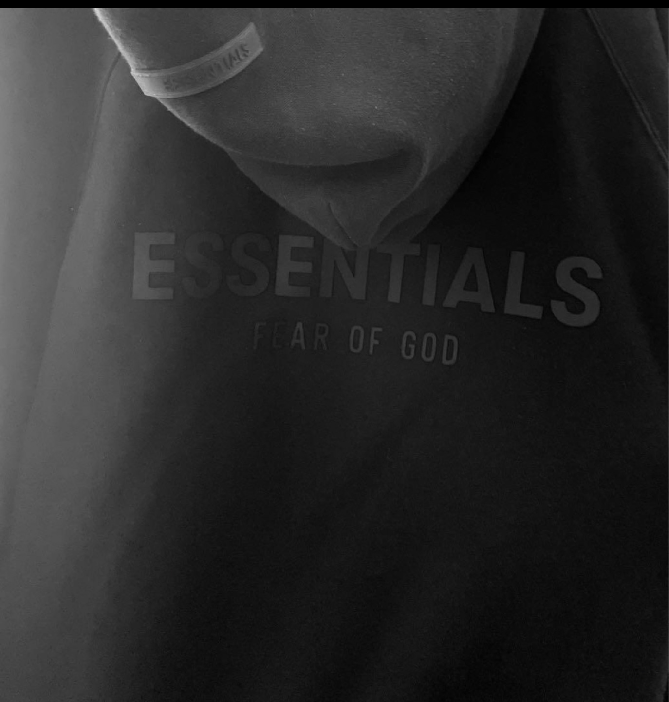 ESSENTIALS SIZE M thumbnail