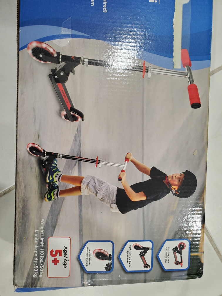 folding scooter thumbnail
