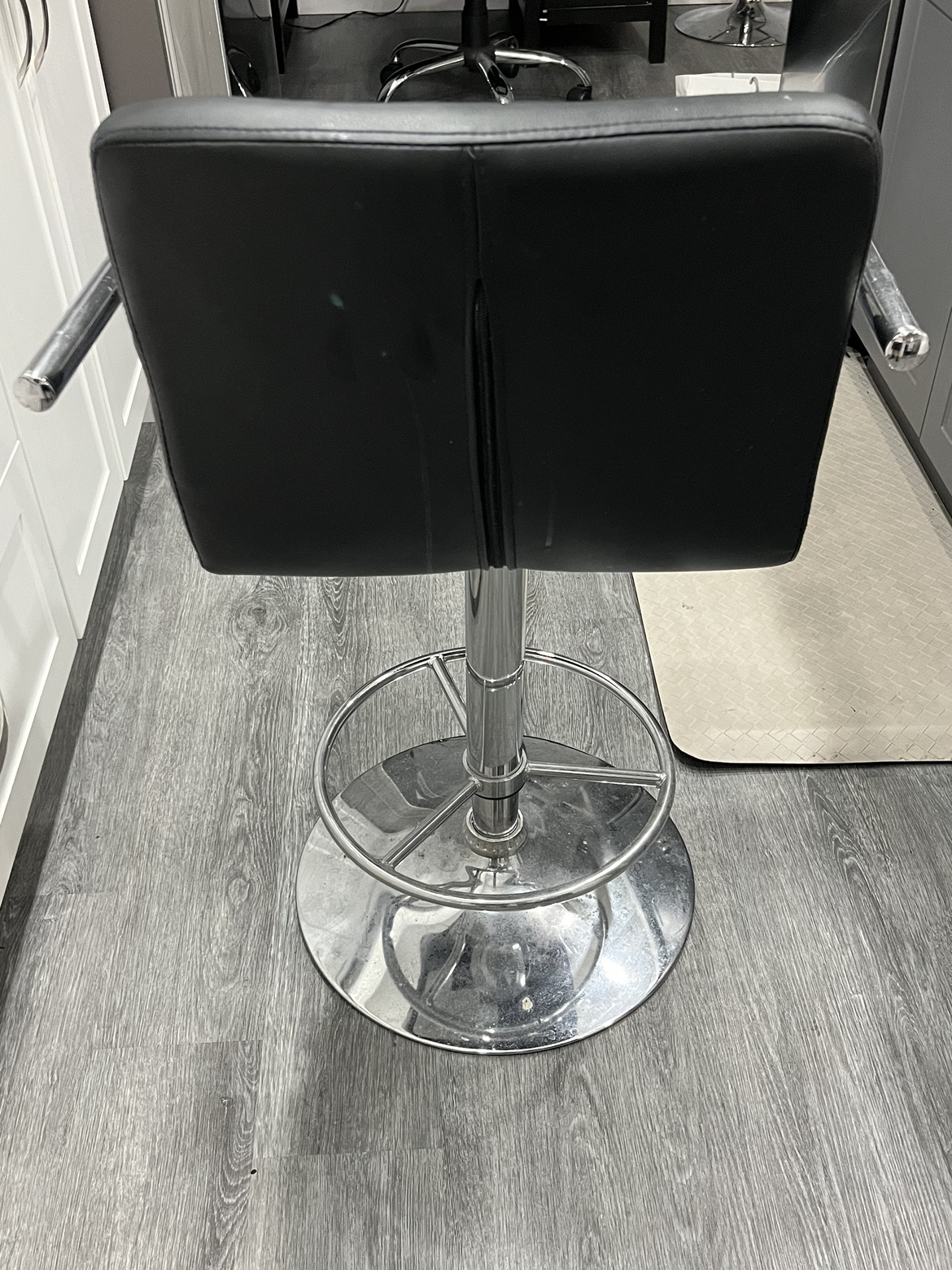Black Barstool with Handles - photo 3