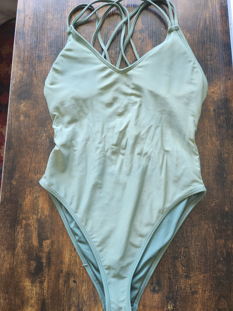 Free Bathing Suit size small thumbnail