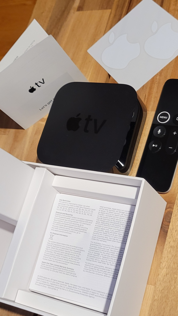 Open box APPLE TV 1080p 32GB, NEW image indicator(4)