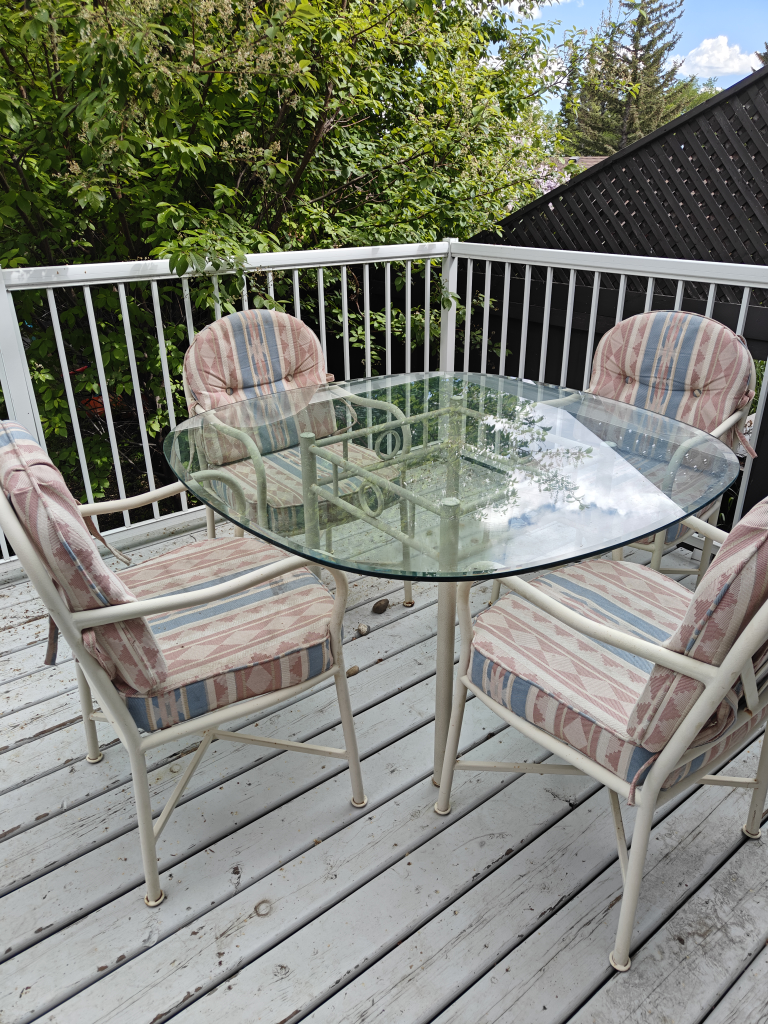 Patio Table with Chairs