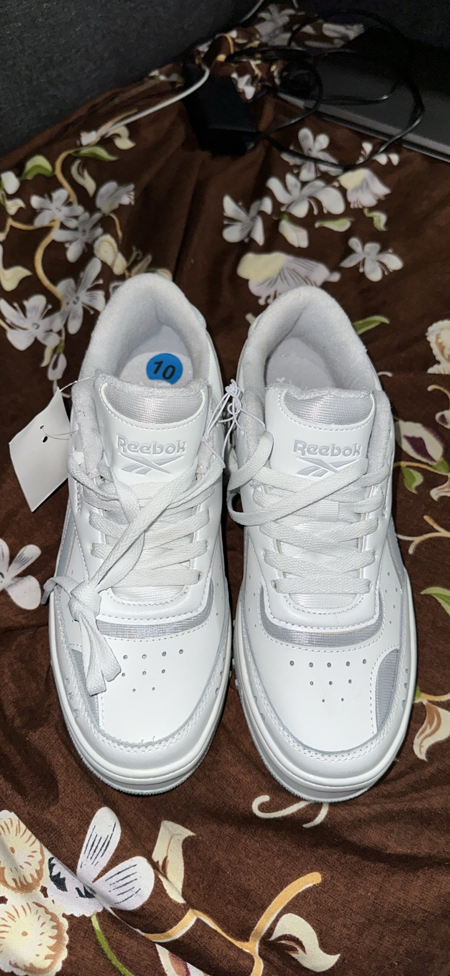 Brand New - Reebok Womens Classics Chalk Casual Lifestyle Shoes - photo 5