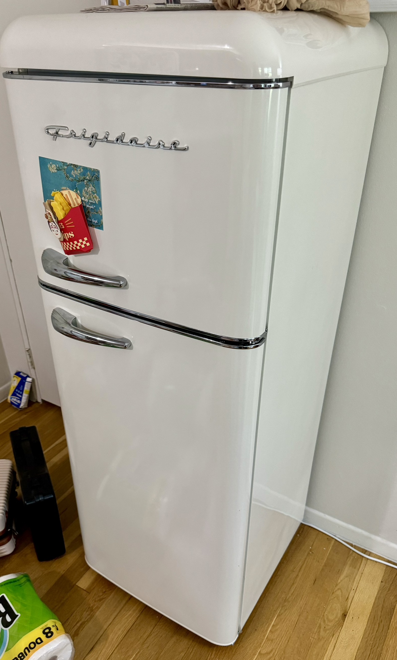 Refrigerator Medium size