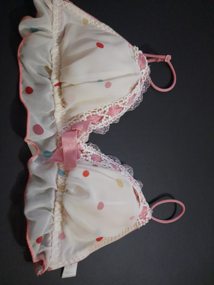 Altogether $10( 4 different bras) thumbnail