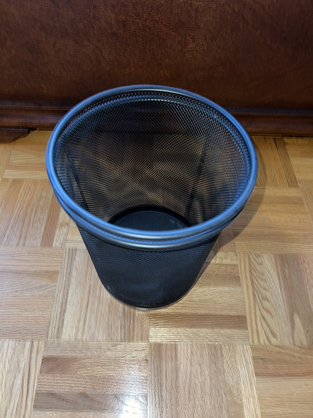 Garbage bin - photo 2