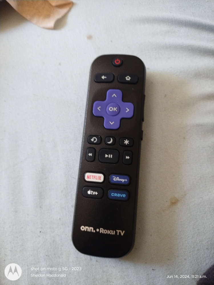 32 inch Roku tv - photo 2