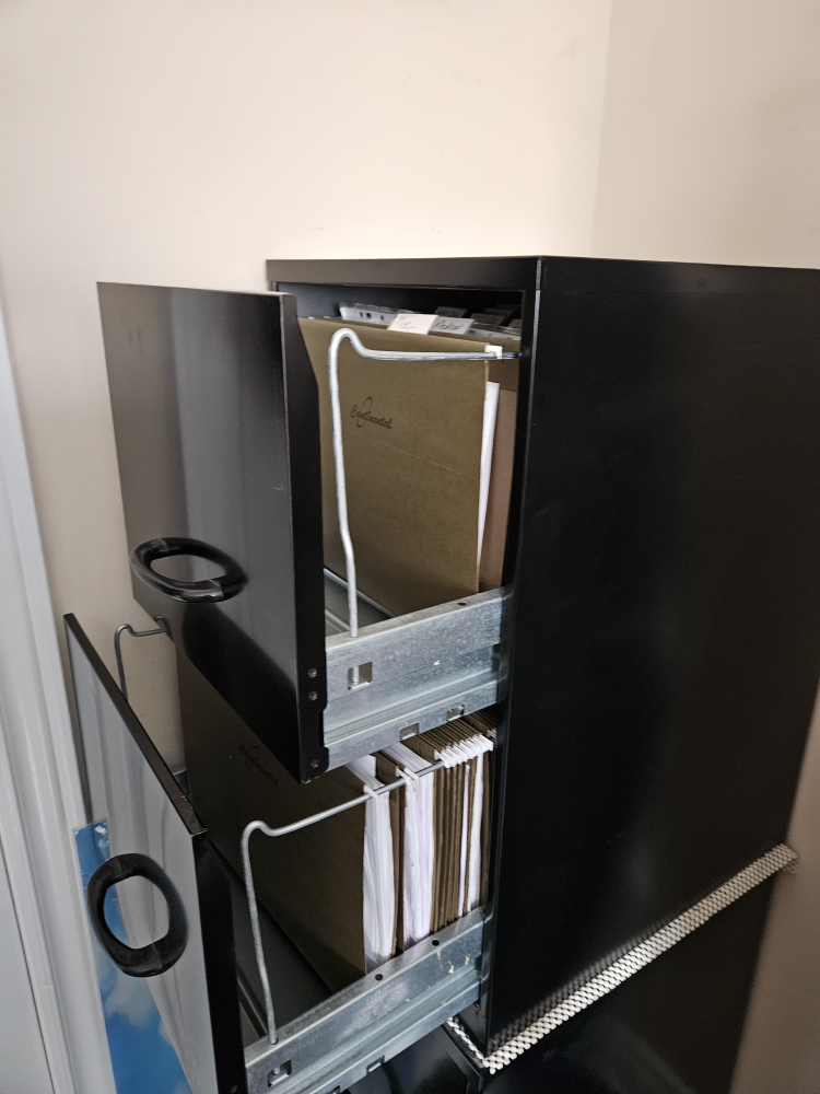 filing cabinet - photo 2