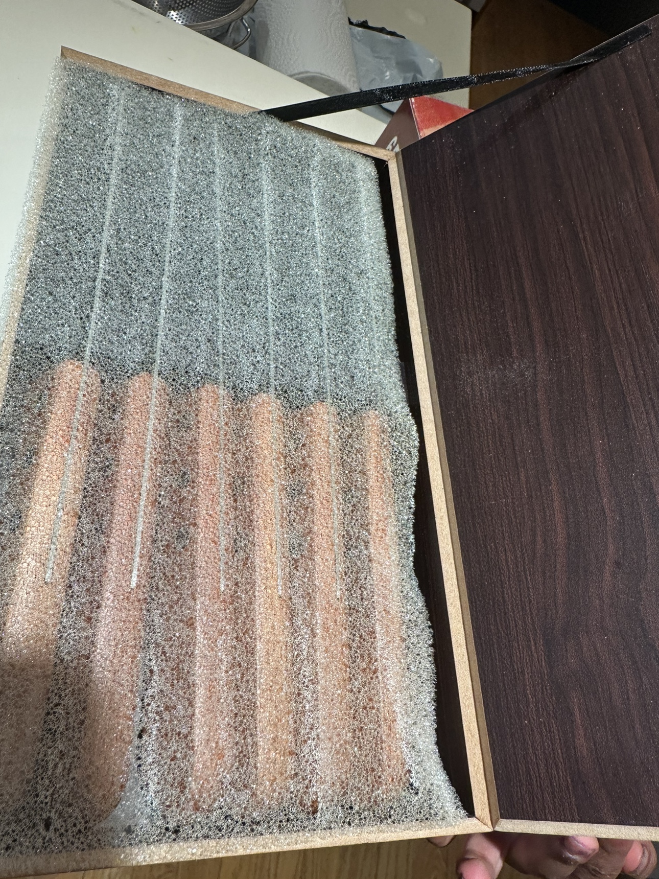 Brand new knife set in wooden box - photo 2