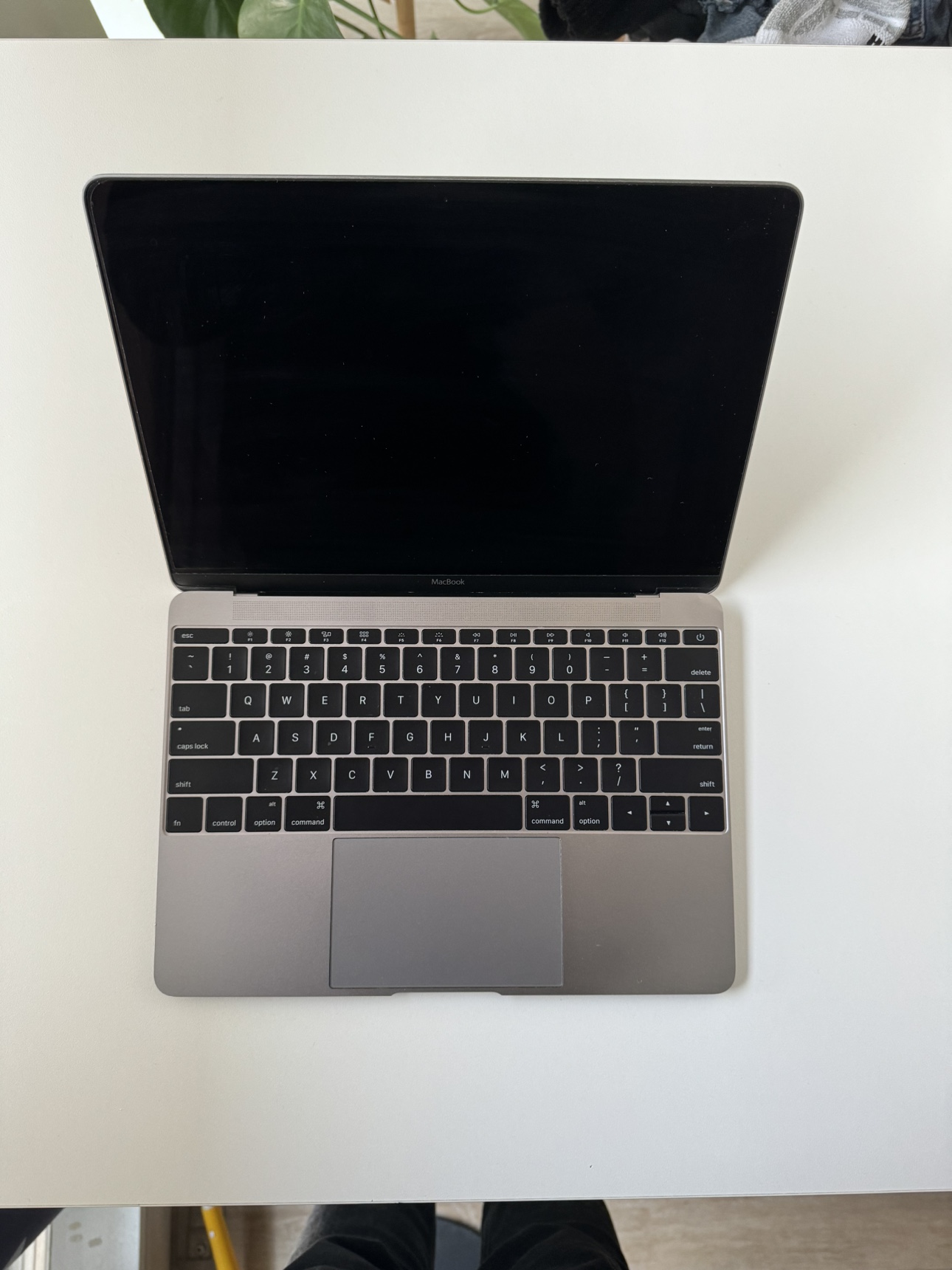 MacBook 12 Space Grey - Late 2016
