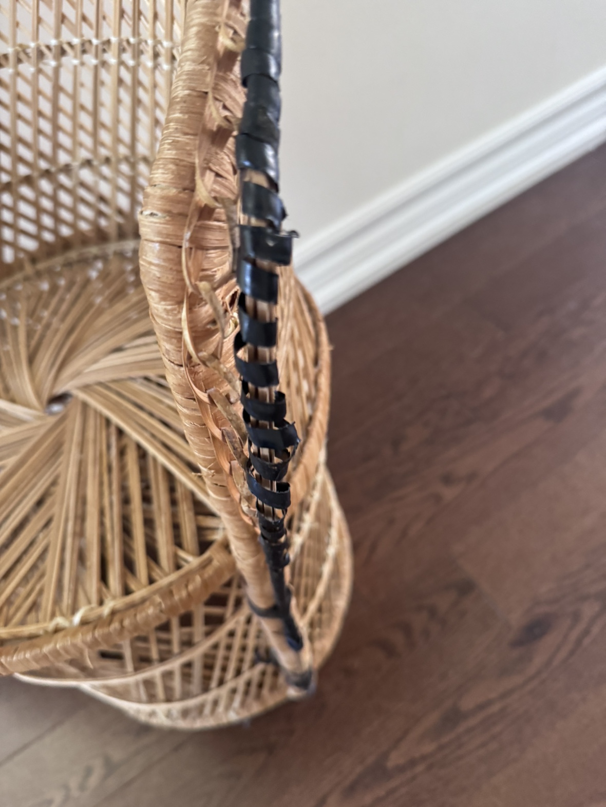 Boho style chair for kids - photo 2