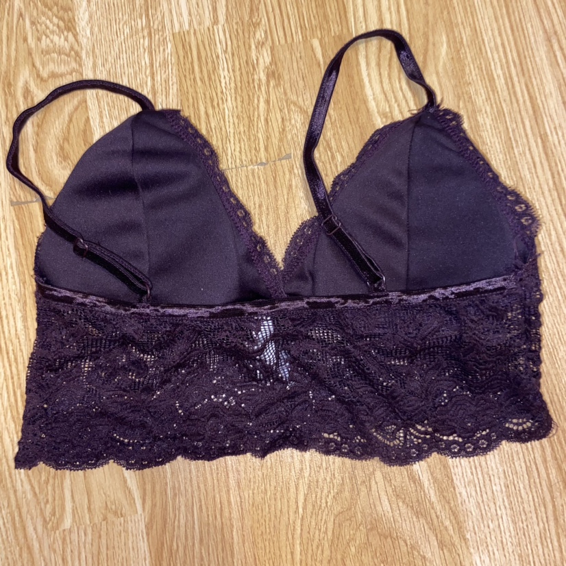 3 Bralettes Size Large image indicator(5)