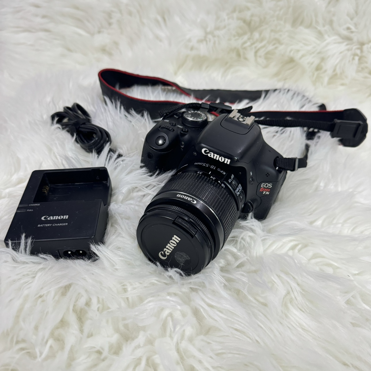 Canon EOS Rebel T3i  w/ 18-55mm Lens Kit, Black - photo 2