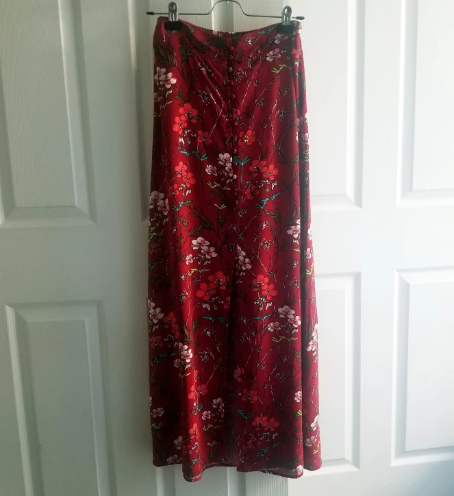 EXPRESS Button Front Floral Print Boho Maxi Skirt image indicator(3)