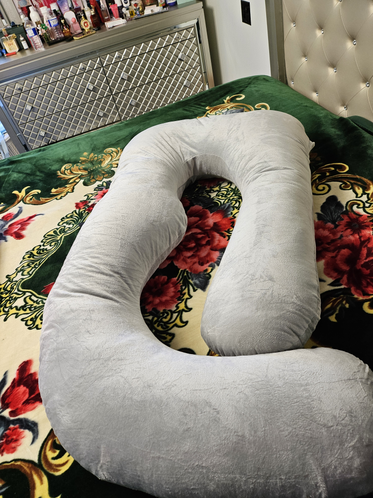 prgancy pillow thumbnail
