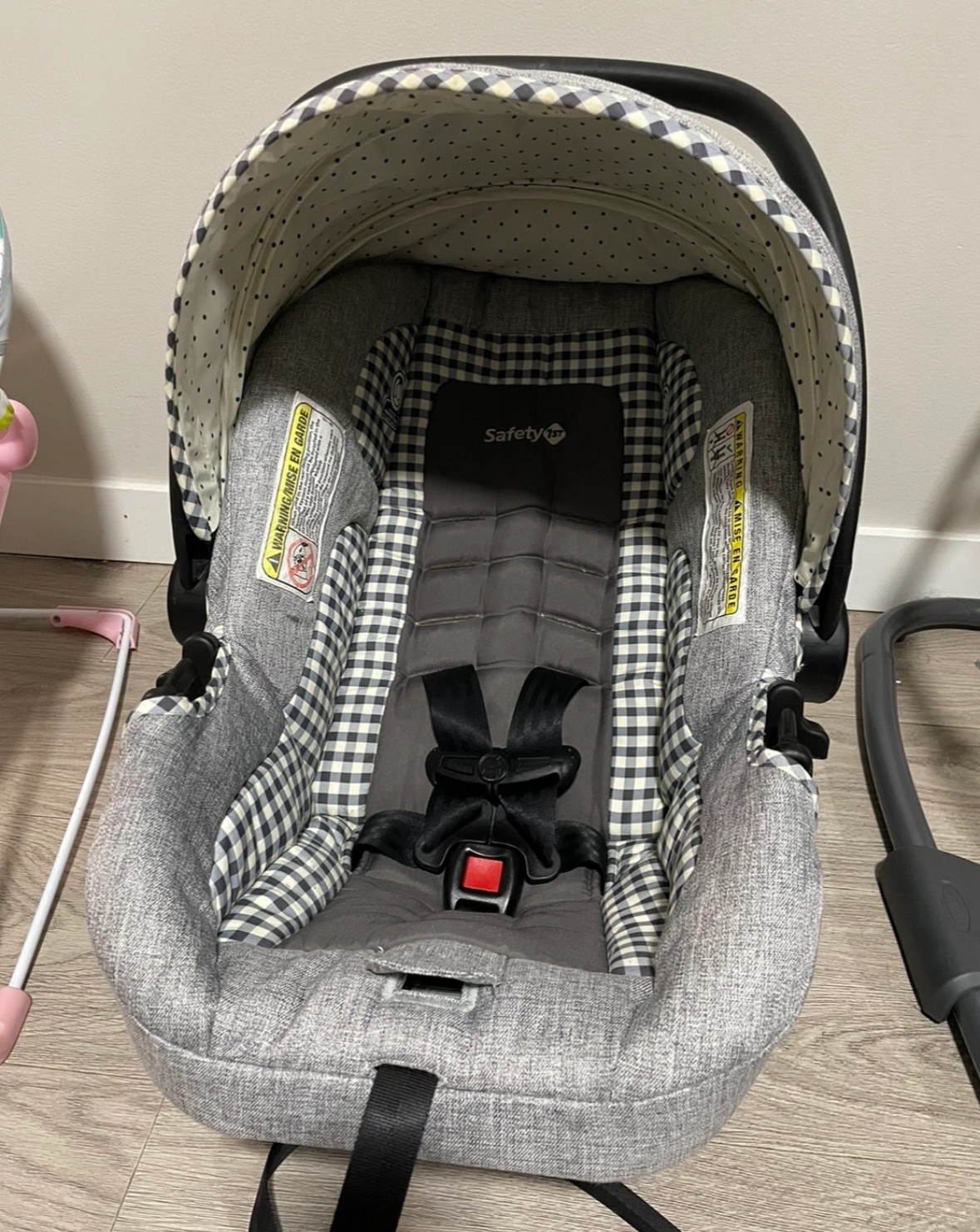 Infant car seat