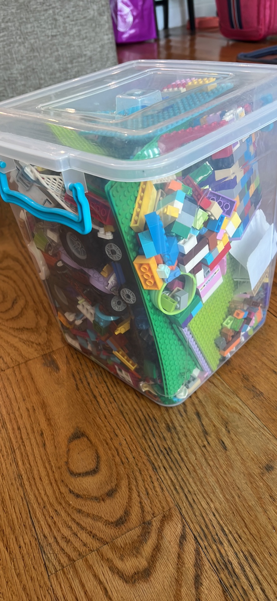 Lego mix pieces box