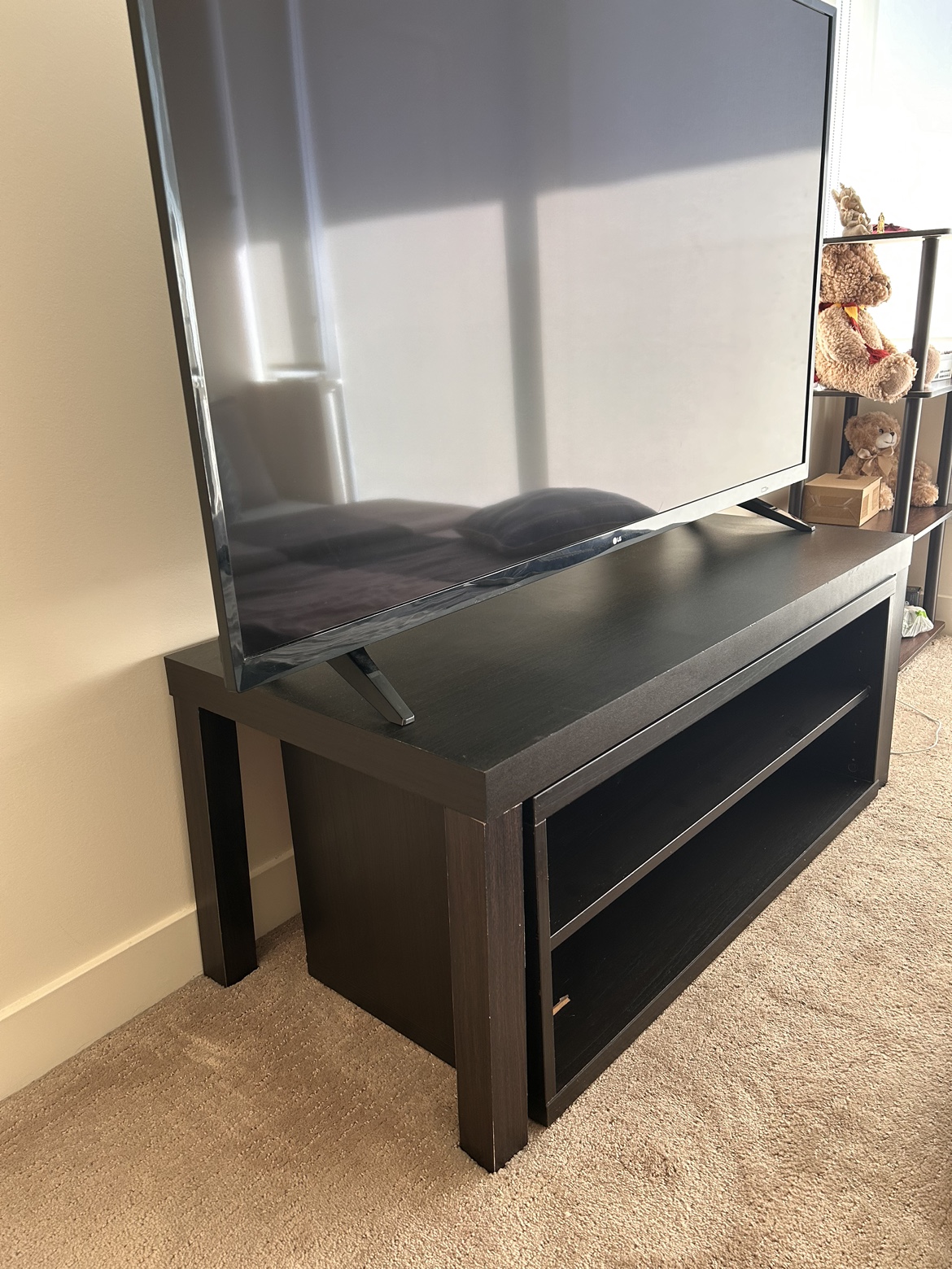 LG smart TV 55 inch UJ6200 model + TV table - photo 4