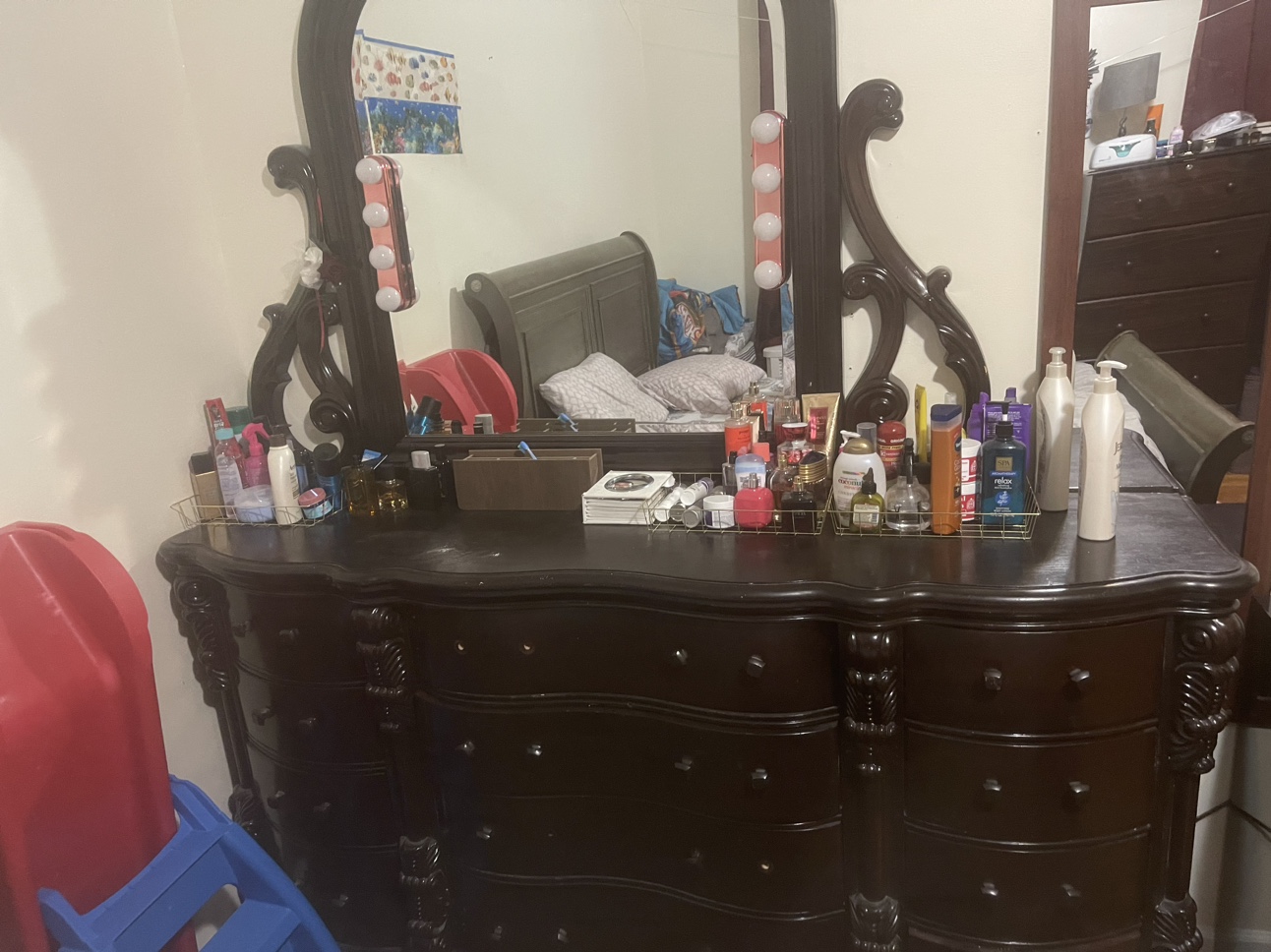 Dresser - photo 2