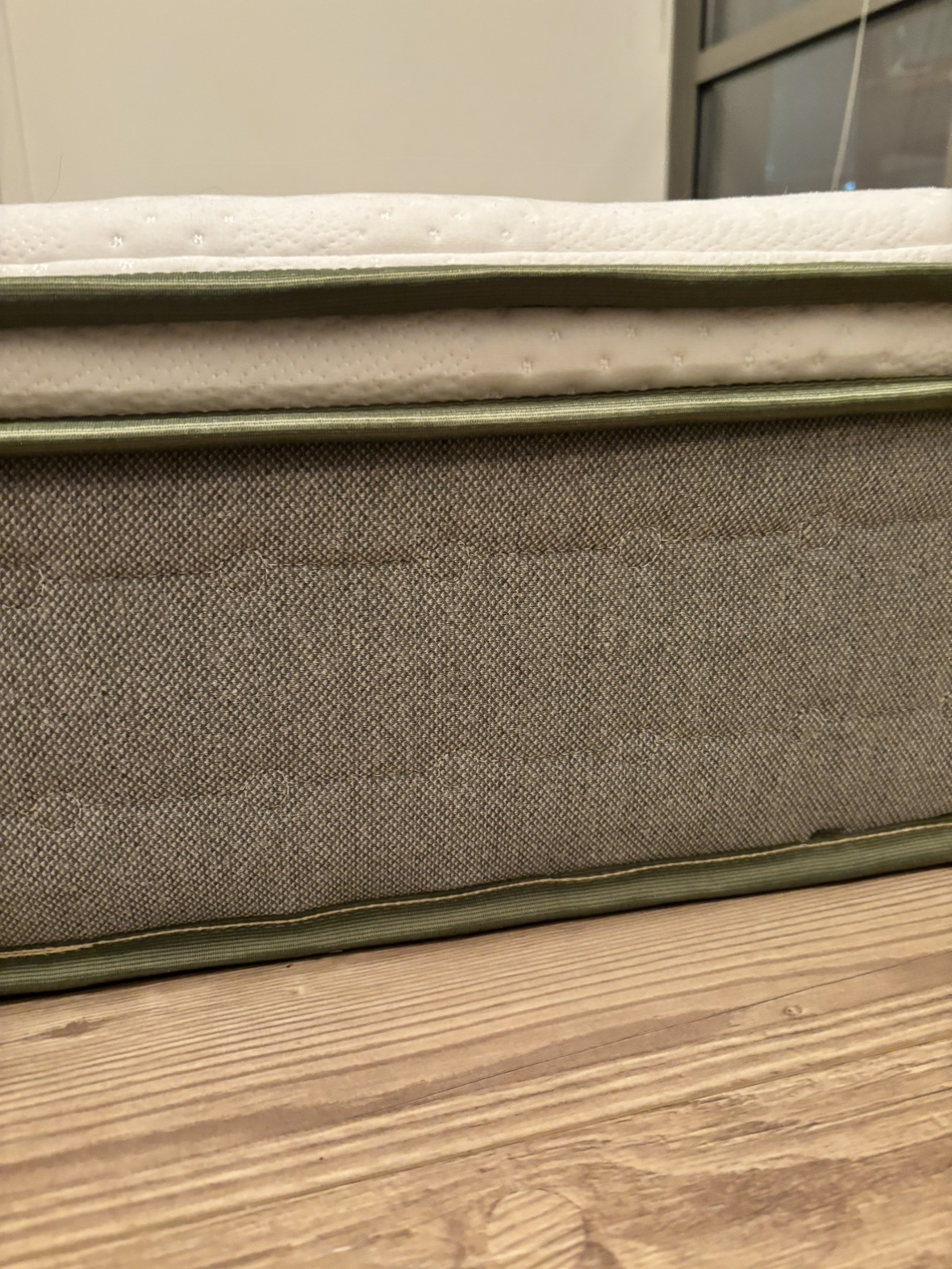 Queen size mattress - photo 5