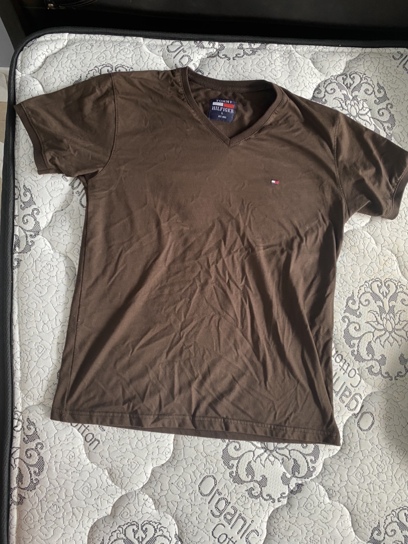 Brown Tommy Hilfiger (Size large) (New)