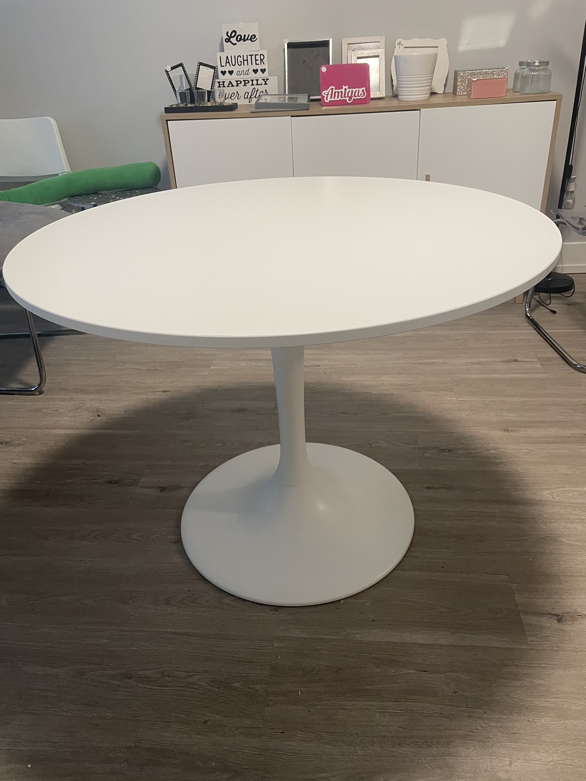 Ikea round table white