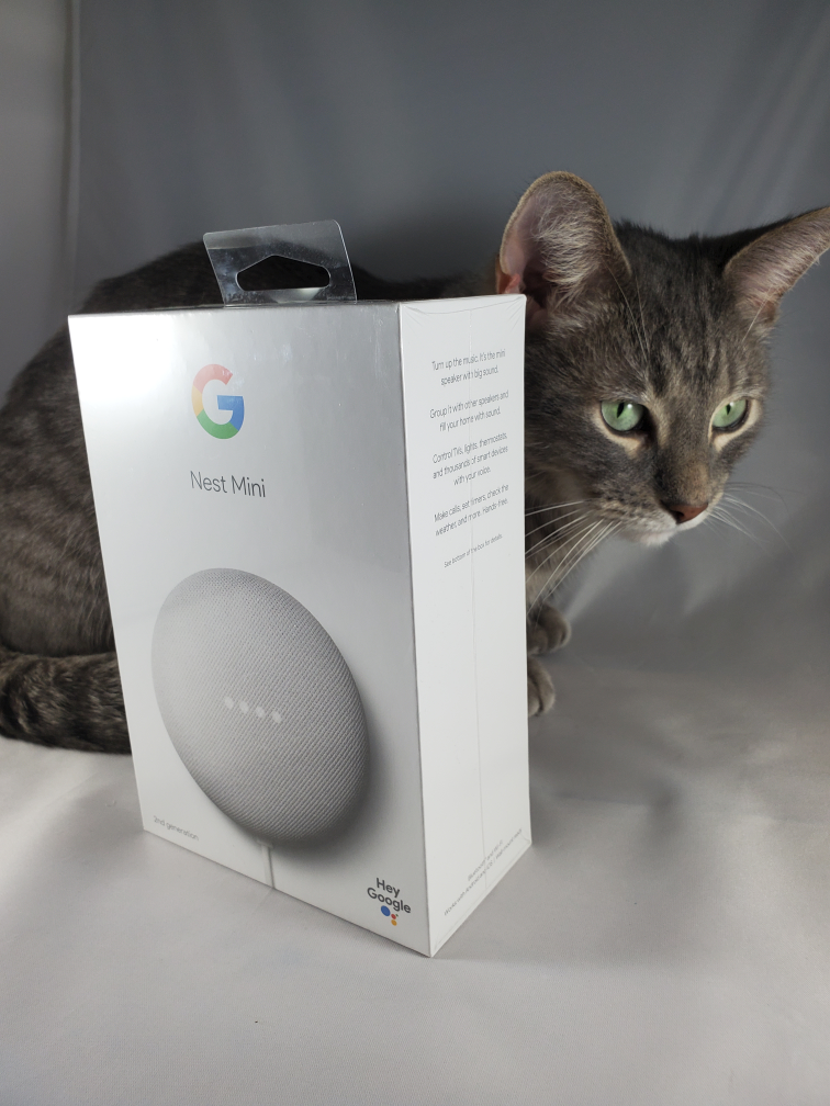 Google Nest Mini (2nd Generation) Smart Speaker - Chalk - photo 3